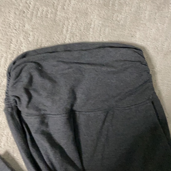 lululemon take it easy pant sz 6 HEATHERED BLACK - Picture 7 of 9